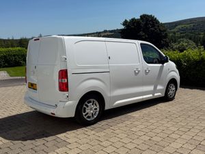 2020 Vauxhall Vivaro Sportive L1H1 withBottRacking - Image 4