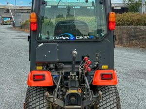 2023 Kubota BX231Cab C/w 48" Deck - Image 4