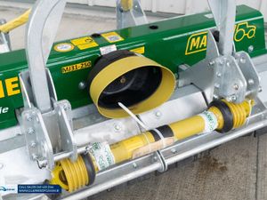 Major Cyclone 2.5m - Image 3