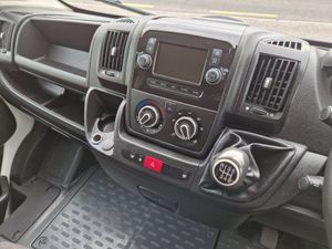 202 PEUGEOT BOXER FRIDGE VAN OVERNIGHT PLUG IN - Image 4