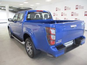 ISUZU D-MAX LS AUTON CREW CAB PICK UP - Image 2