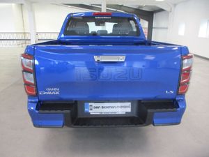 ISUZU D-MAX LS AUTON CREW CAB PICK UP - Image 3