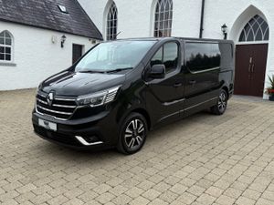 2022 Renault Trafic Sport + 150bhp Lwb L2H1 - Image 3