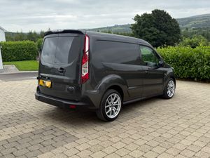 2021 (212Reg) Ford Transit Connect Limited 1.5tdci - Image 4