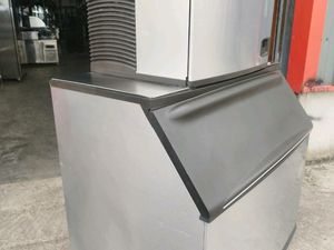 Manitowoc ice maker - Image 2