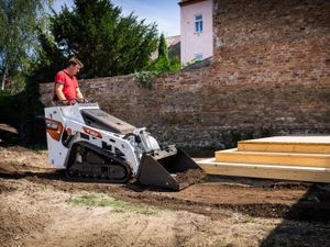 Bobcat MT100 Stand on Track Loader - Image 4