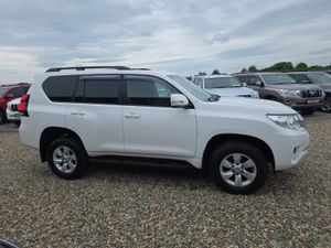 Toyota Land Cruiser GX LWB 204Bhp - Image 4