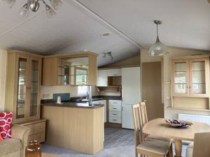 SNAPPED UP AFFORDABLE  WINTER PACK. 38X12X3 BED - Image 4