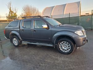 2012 Nissan Navara Outlaw  3.0 V6  Automatic - Image 2