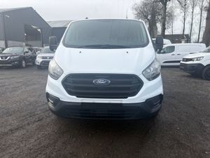 Ford Transit Custom - Image 2