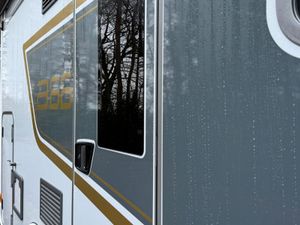 Burstner B66 684 TD - Automatic - Image 3