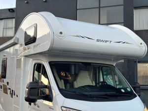 SWIFT EDGE 6 BERTH MOTORHOME - Image 3