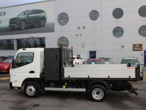 Mitsubishi FUSO 2023 - Image 2