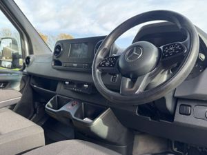 2021 Mercedes-Benz Sprinter 4.2m. Curtainsider Van - Image 4