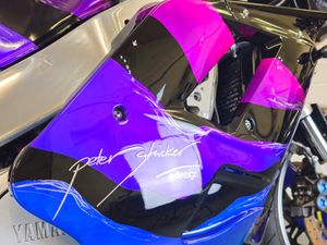 1991 Yamaha FZR 1000 3LE Custom showbike - Image 2