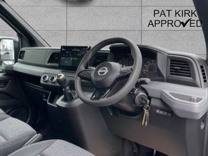 Nissan Interstar F35 L2 Diesel Tekna - Image 3