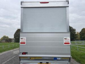 2021 Nissan NV400 Curtainsider Van - Image 4