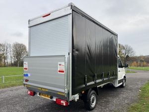 2022 Volkswagen Crafter 5.2m Curtainsider Van - Image 2