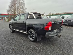 TOYOTA HILUX NO VAT - Image 4