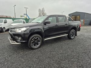 TOYOTA HILUX NO VAT - Image 2
