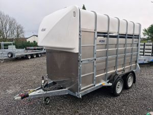 NEW  M-TEC HIGH ROOF LIVESTOCK  TRAILER - Image 2