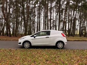 Ford Fiesta Diesel Van - Image 4