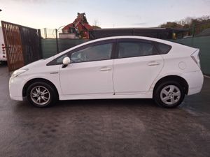 €500 OFF 2011 Toyota Prius Hybrid  Automatic - Image 4