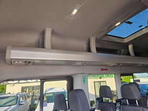 202 FORD TRANSIT 17 SEATER MINIBUS TOP SPEC TREND - Image 4