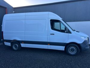 2020 Mercedes Sprinter 316 - RWD - Image 3