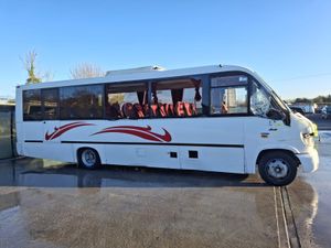 ?€500 OFF!! 2008 Mercedes Vario  29 seater - Image 2