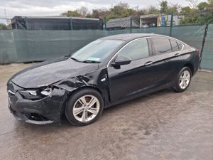 €500 OFF 172 Opel Insignia  Grand Sport    2.0 Tdi - Image 2