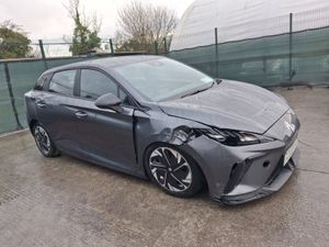 €1000 OFF 242 MG4  LR-Excite  EV  Auto  64kwh - Image 2