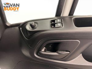 2022 Iveco Daily Luton Box Van - Image 3