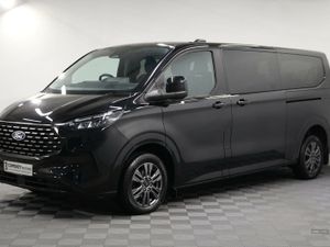 Ford Tourneo Custom 320 EcoBlue Titanium Luxe Auto - Image 3