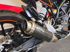 2012 KTM Duke 125 - Image 4