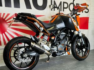 2012 KTM Duke 125 - Image 3
