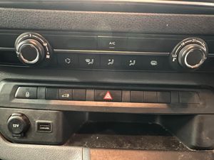 2022 Peugeot Expert Panel Van - Image 4