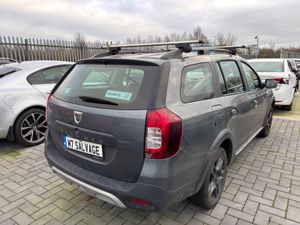 18 Logan Stepway 1.0 Petrol 180km Needs Engine - Image 3