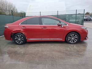 €500 OFF!!2015 Toyota SAI  / Corolla  Hybrid  Auto - Image 3