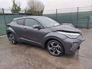 231 Toyota CHR  Hybrid Automatic - Image 2