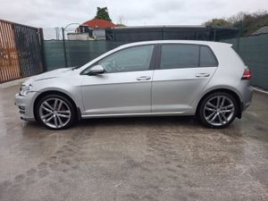€500 OFF!!! 2017 Volkswagen Golf  Trendline TDI - Image 4