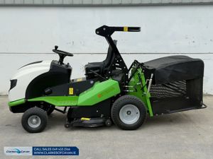 2023 Etesia Hydro100 Ride-on Lawnmower - Image 2