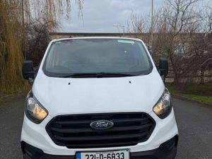 Ford Transit Custom 2022 INCLUDES VAT - Image 4