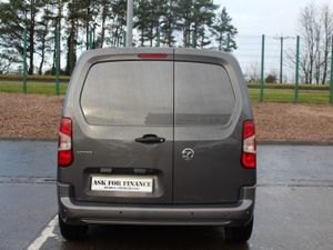 2021 Vauxhall Combo L1H1 Sportive - Image 4