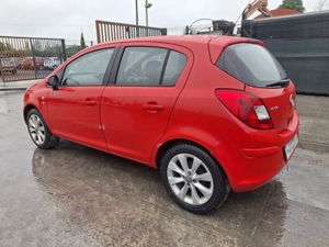 €500 OFF!!!!!!!2014 Opel Corsa  Excite  1.2 Petrol - Image 2
