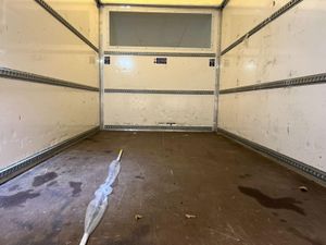 2023 Ford Transit Luton Box Van - Image 4