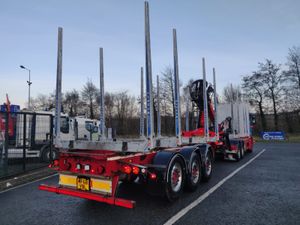 2018 Scania R580 V8 6x4 timber truck with drag - Image 4