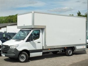 2023 Mercedes-Benz Sprinter Luton Box Van - Image 2