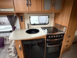 Lunar cosmos 4 berth transverse fixed bed - Image 4