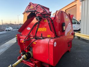 2019 Teagle 7100 Silage Feeder & Straw blower - Image 2